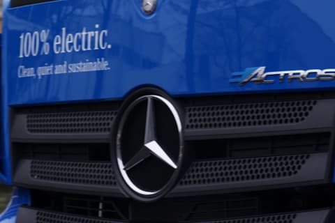 Mercedes28Fevereiro.jpg