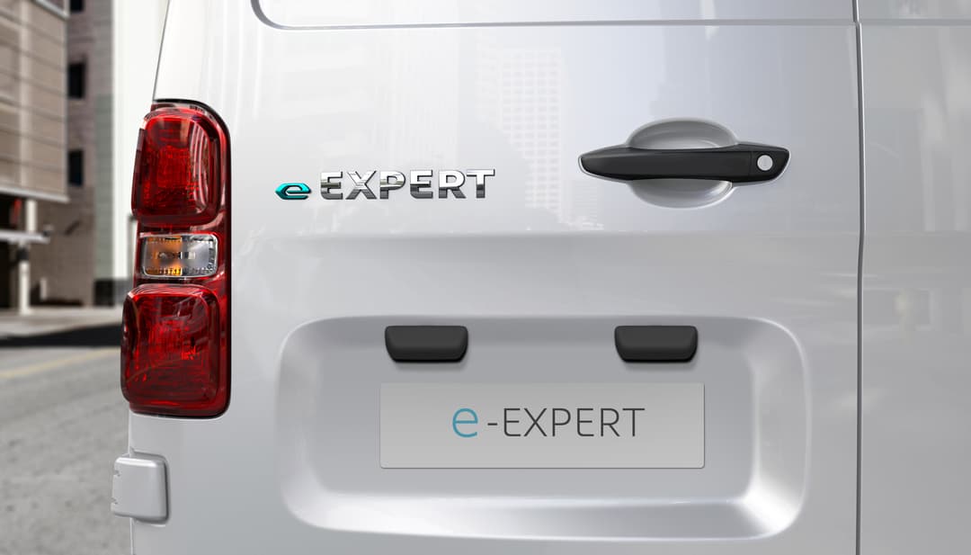 PEUGEOTeEXPERTeCENTER.jpeg