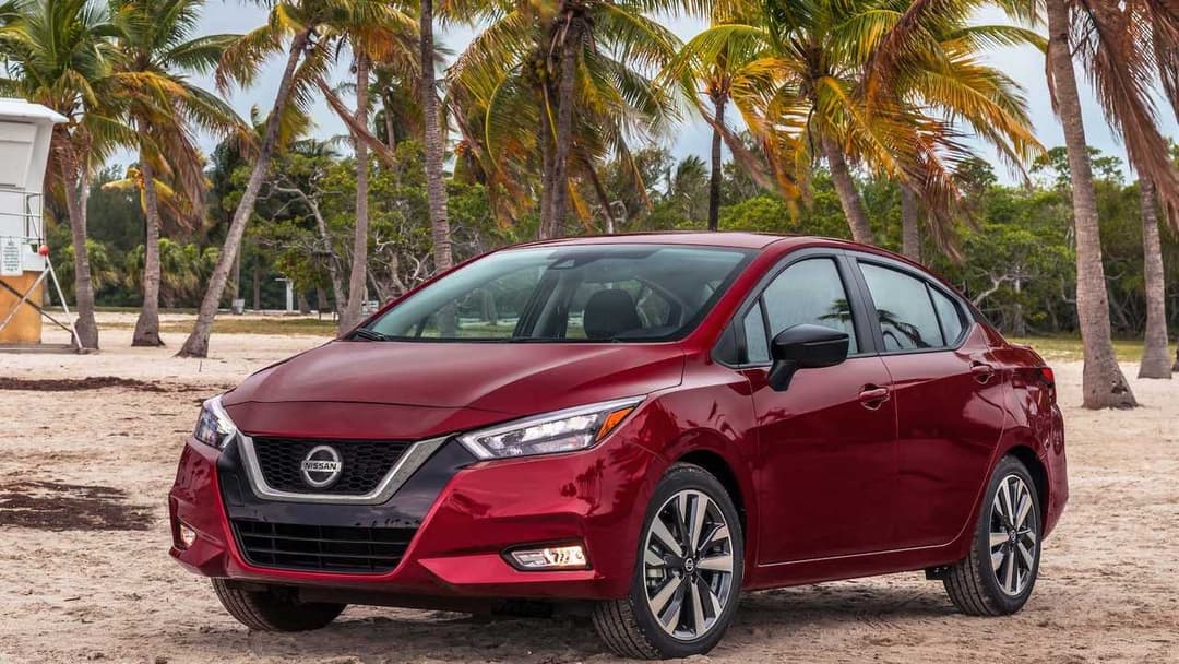 nissanversa.jpg