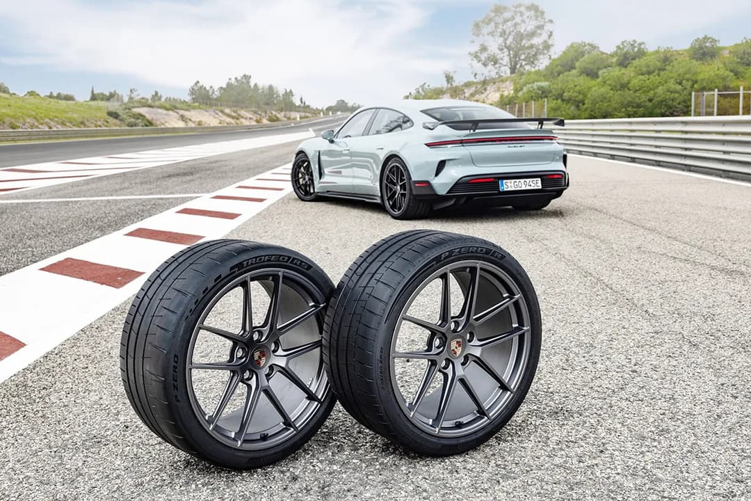 pirelli-pneus-taycan.jpg