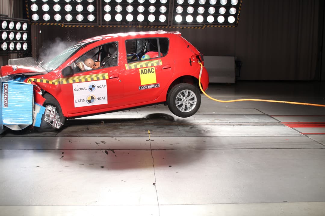 Renault Sandero no teste de colisão do Latin Ncap