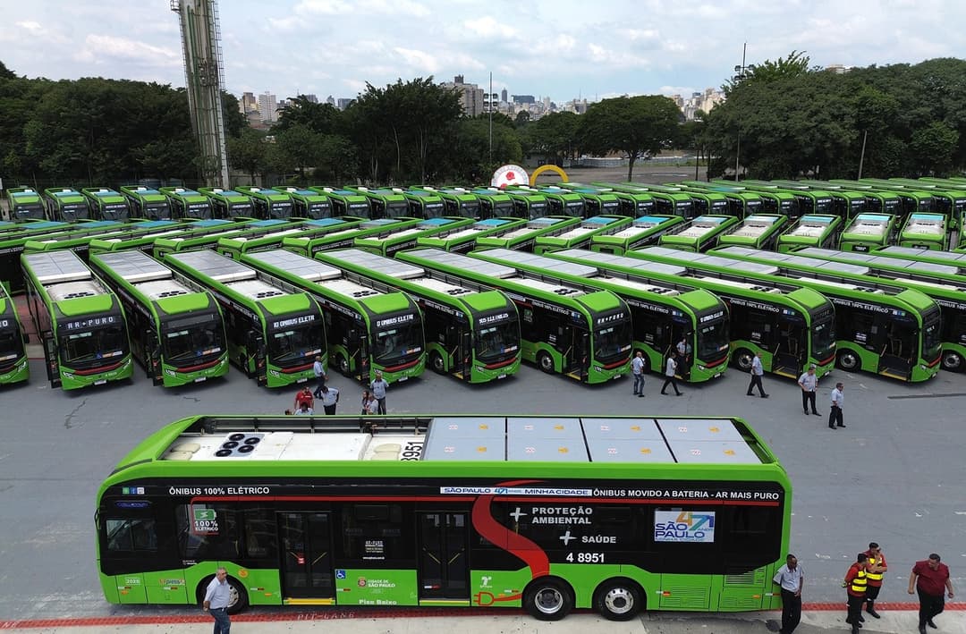 Ônibus elétricos