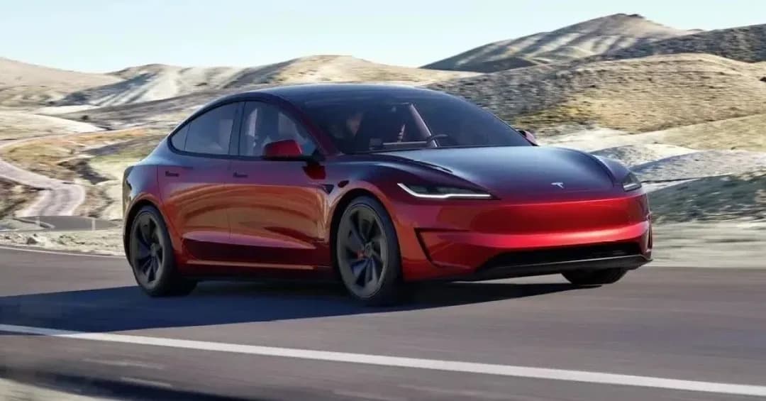 Toronto cancela subsídios à compra de carros da Tesla