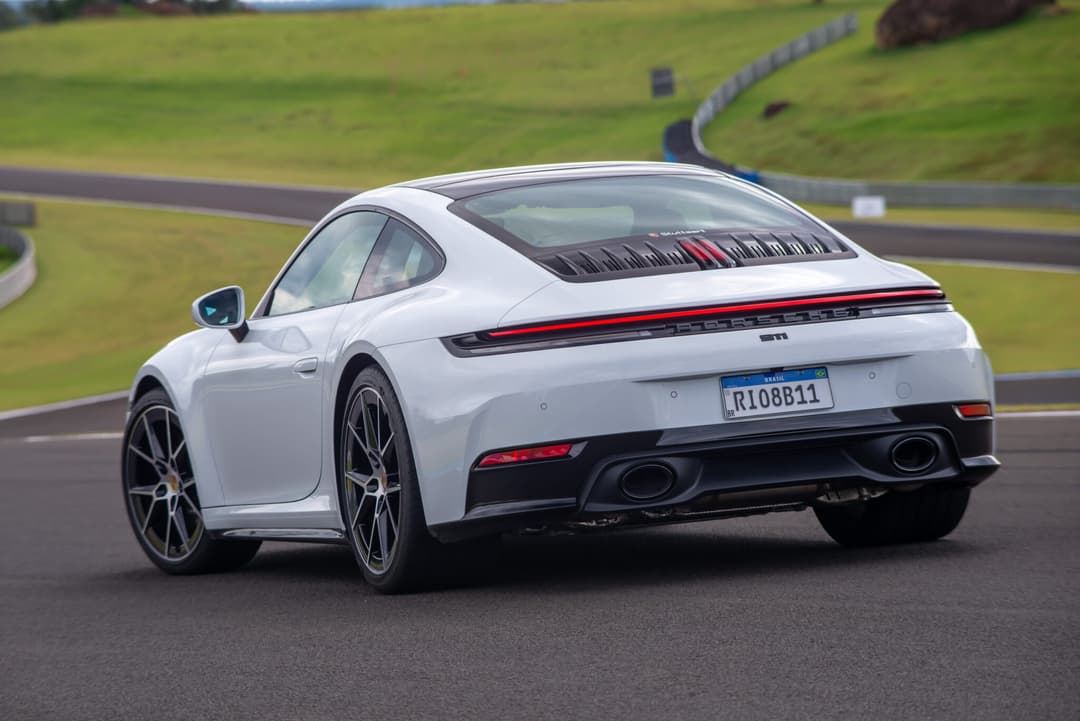 Novo Porsche 911 Carrera