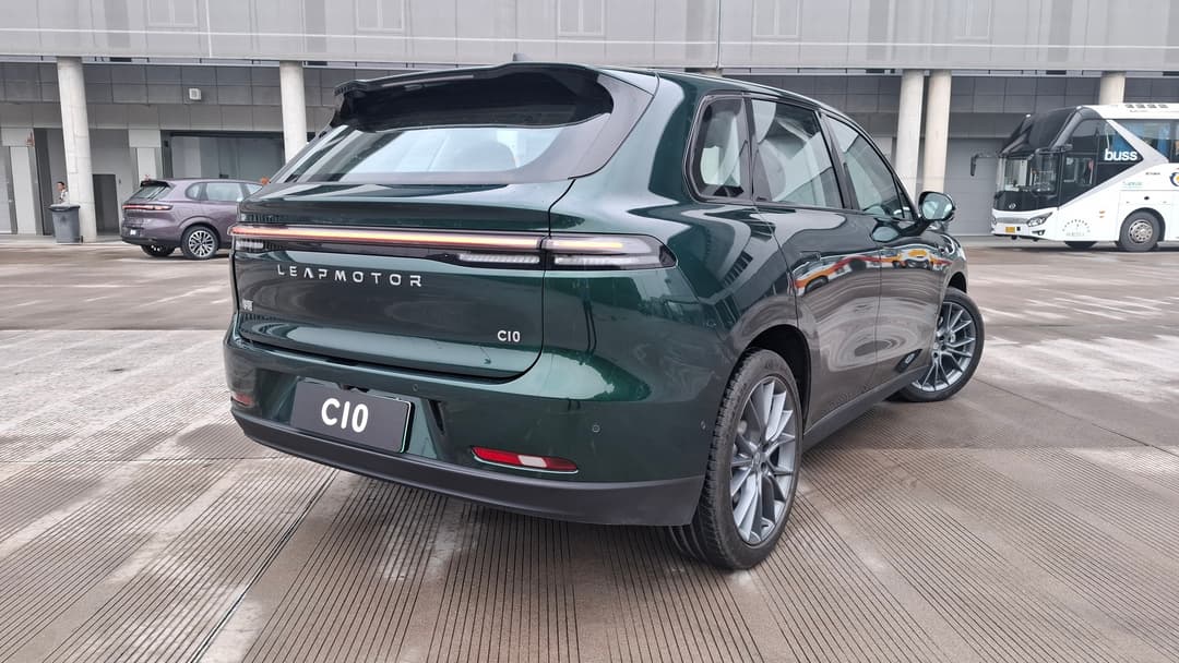 Leapmotor C10