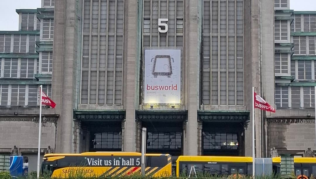 Busworld 2025 é dominada por ônibus elétricos na Europa