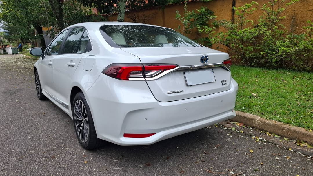 Corolla Altis Hybrid
