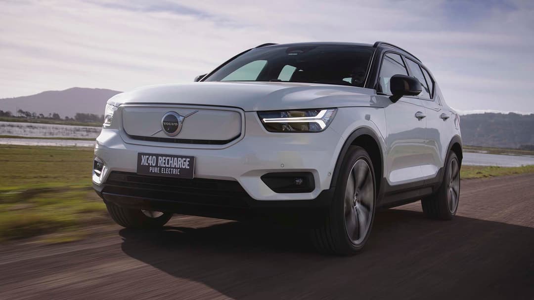 xc40_00.jpg