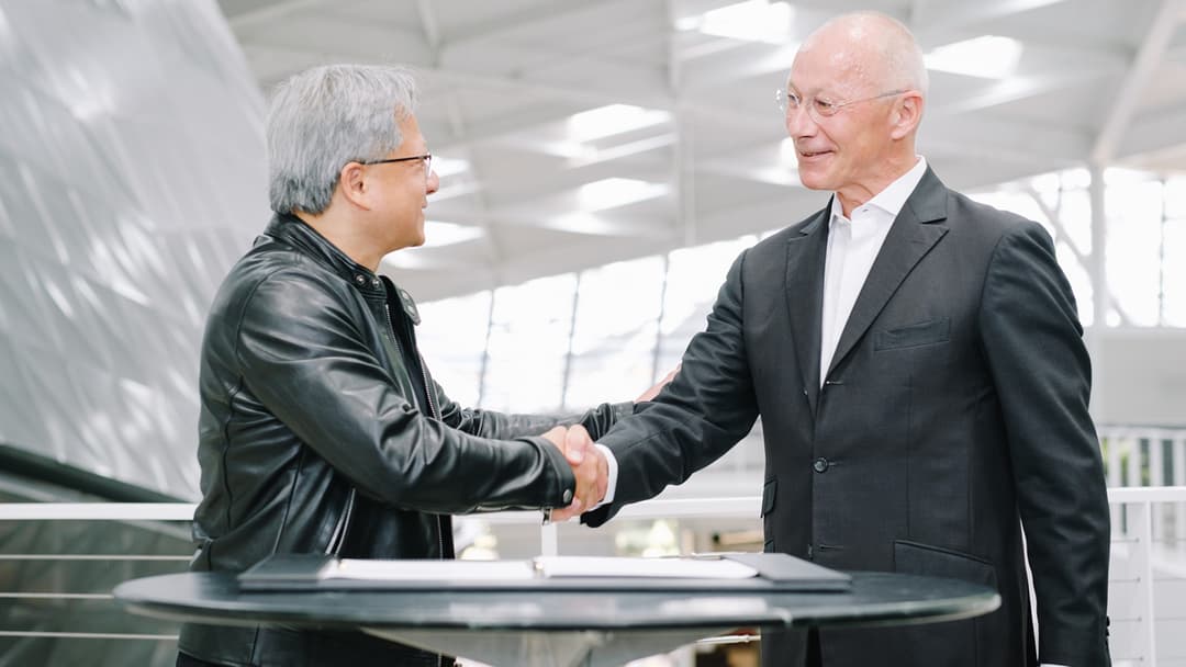 Thierry_Bollore_JLR_e_Jensen_Huang_NVIDIA.jpg
