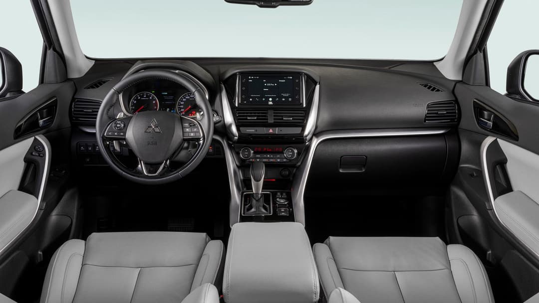 eclipsecross23_3.jpg