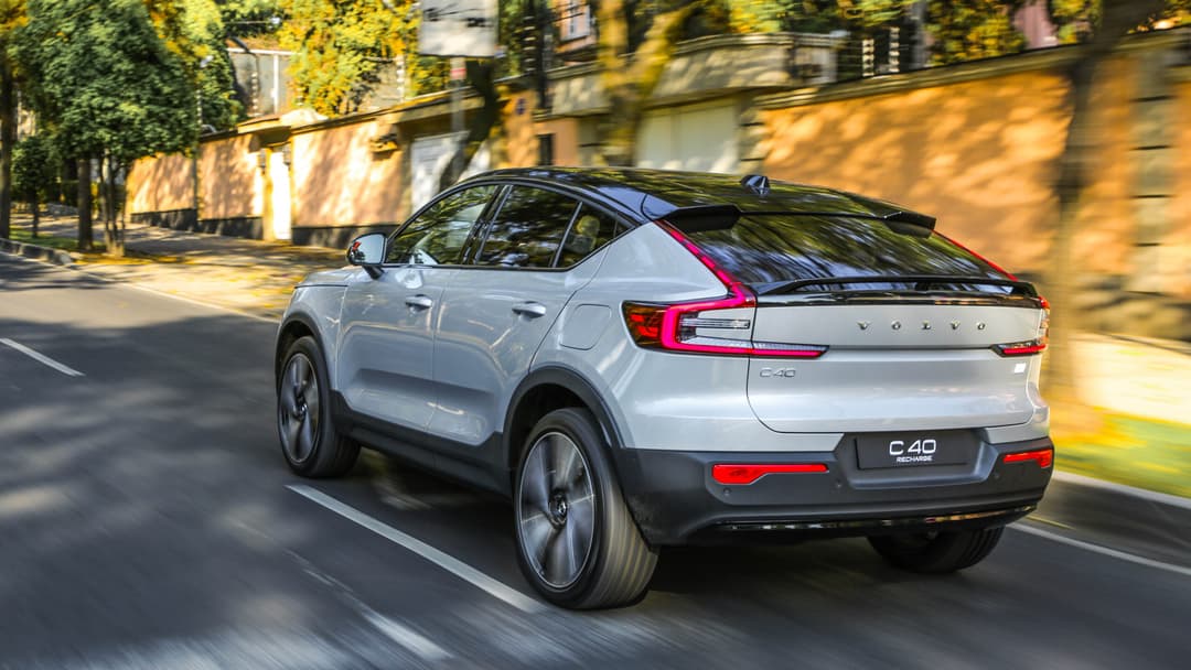 volvoc40_02.jpg