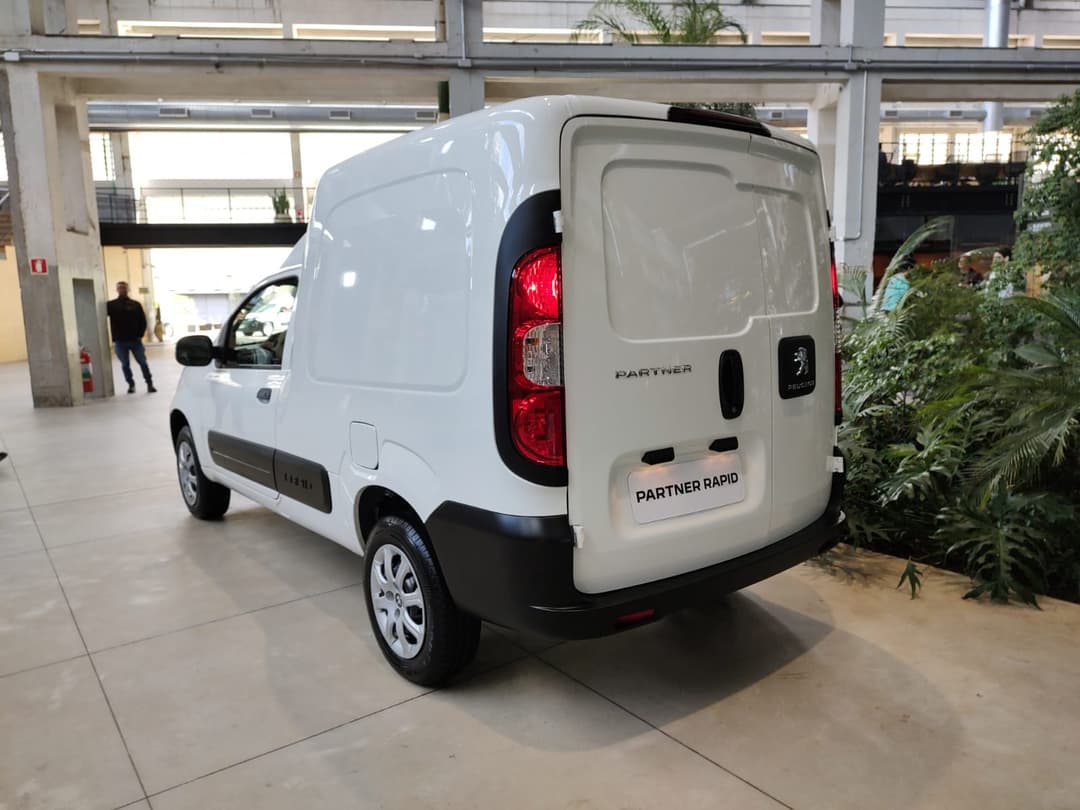 PeugeotPartnerRapidA.jpeg