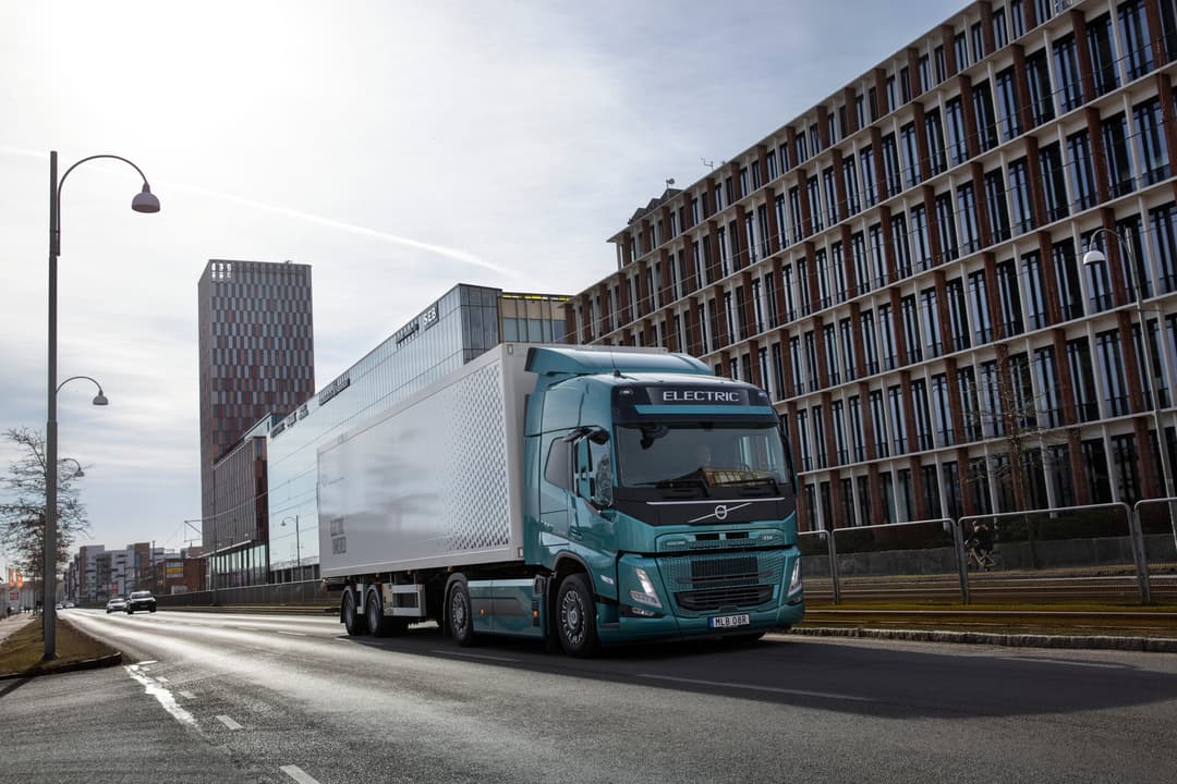 volvocaminhao.jpg
