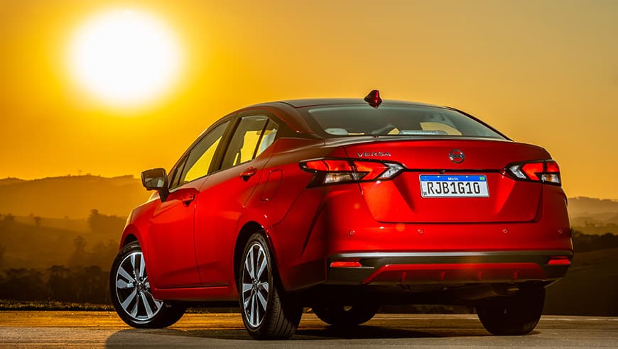 Nissan Versa 2021