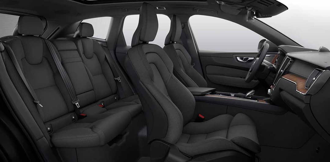Volvo XC60 híbrido tecido sustentável poliéster plástico reciclado