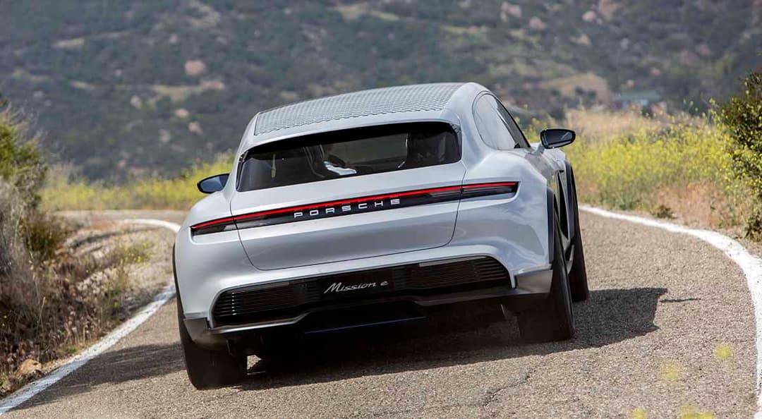 Porsche elétrico Mission E Cross
