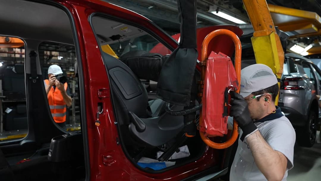 Produção do carro 1 milhão da Citroën no Brasil