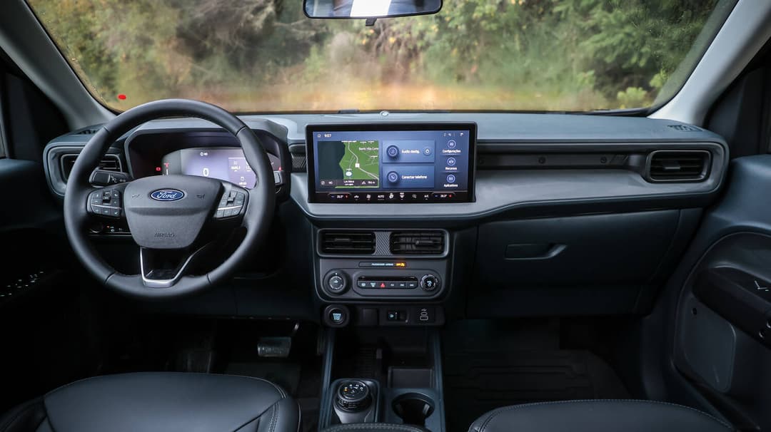 Interior da Ford Maverick Black