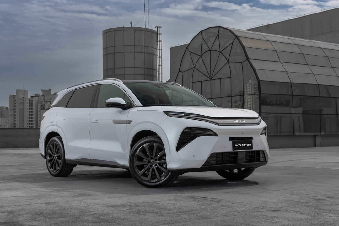 BYD Atto 8