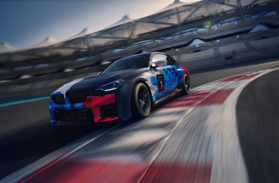 BMW M2 Racing durante prova do BMW M2 Cup, competição automobilística monomarca