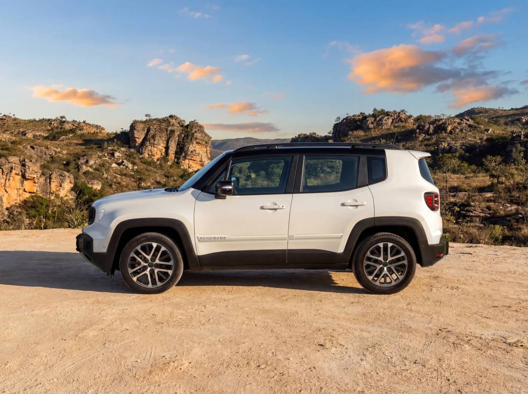 Jeep Renegade Sahara híbrido 2027