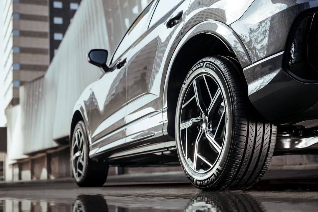 Pneus Michelin Primacy 5 em um carro