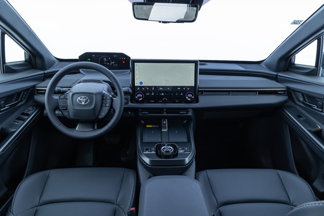 Interior do Toyota bZ4X