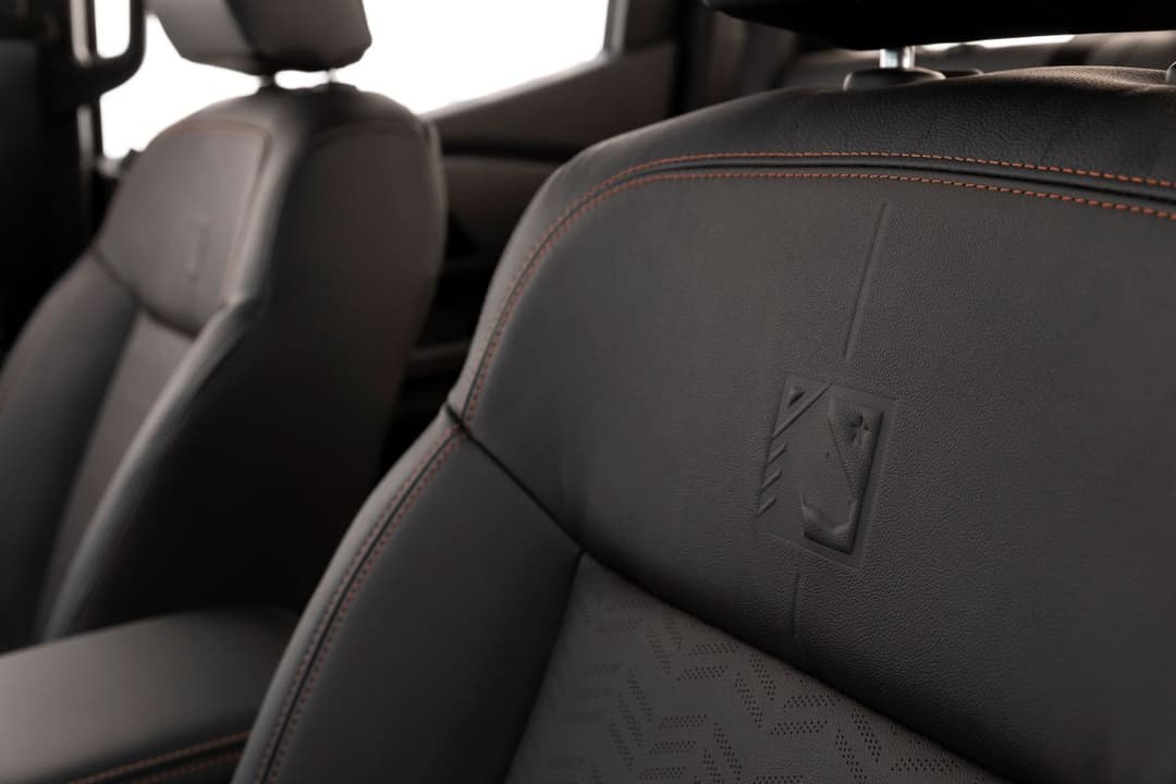 Série especial BFMS da Mitsubishi Triton