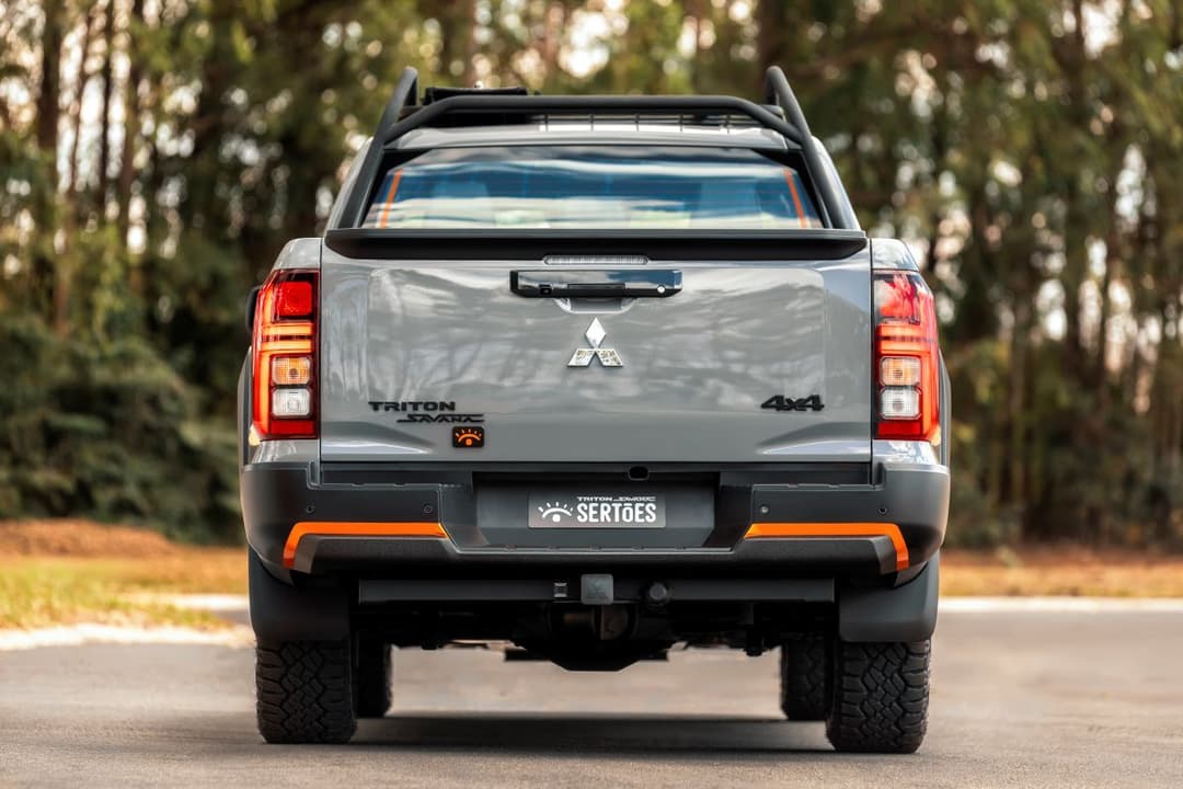 Mitsubishi Triton Sertões