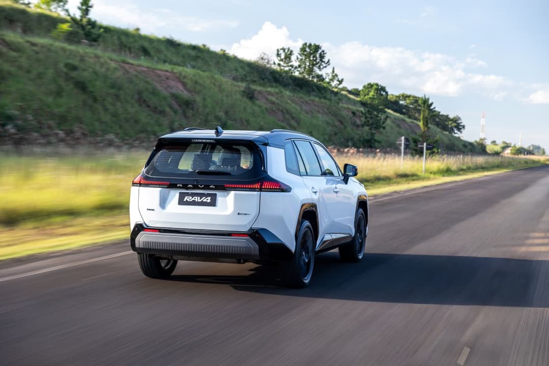 Toyota RAV4 híbrido plug-in
